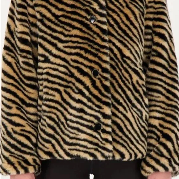 Kate Spade Fur coat - Picture 4 of 8